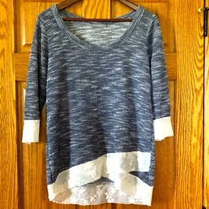 Loveappella 3/4 sleeved lightweight top